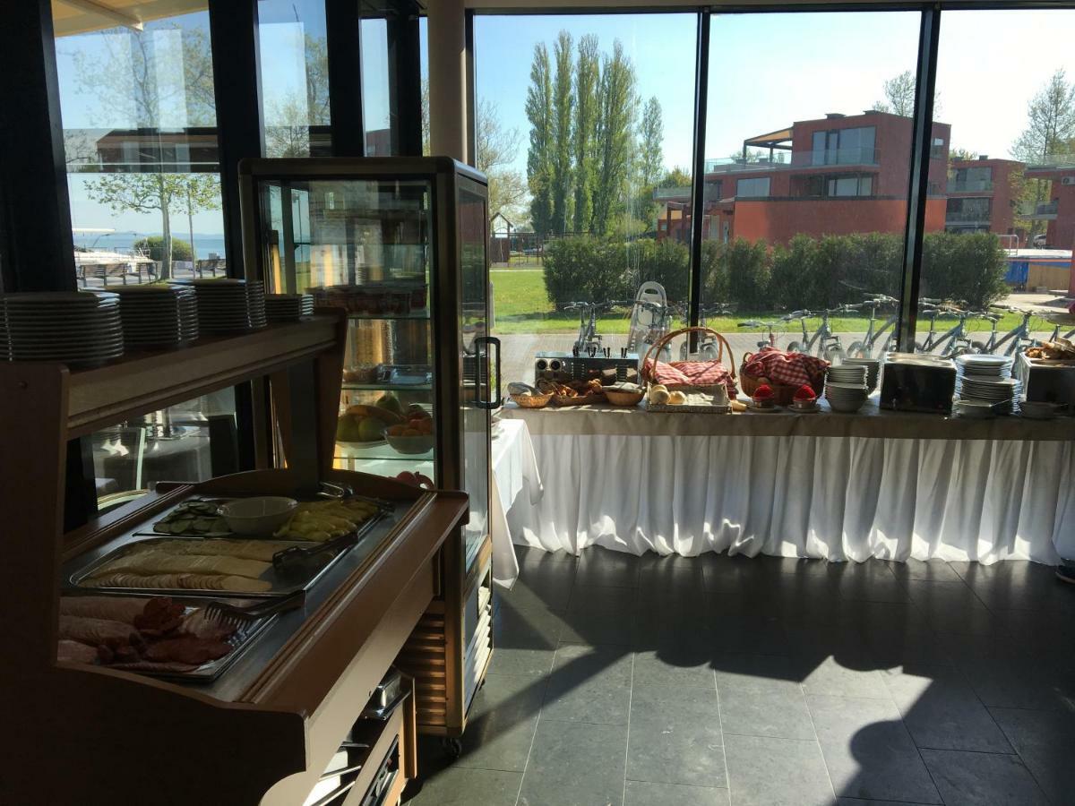 Butique Apartman Balatonlelle Exterior foto